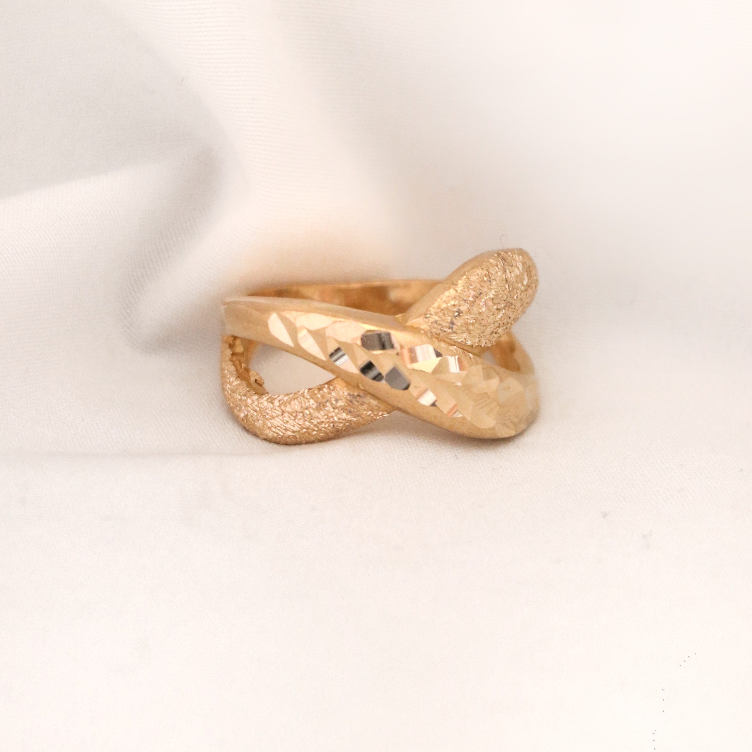 ۲۰۲۵۰۹۲۷۱۵۴۱۲۵_IMG_0562 انگشتر طلاروس 64 - Image 1