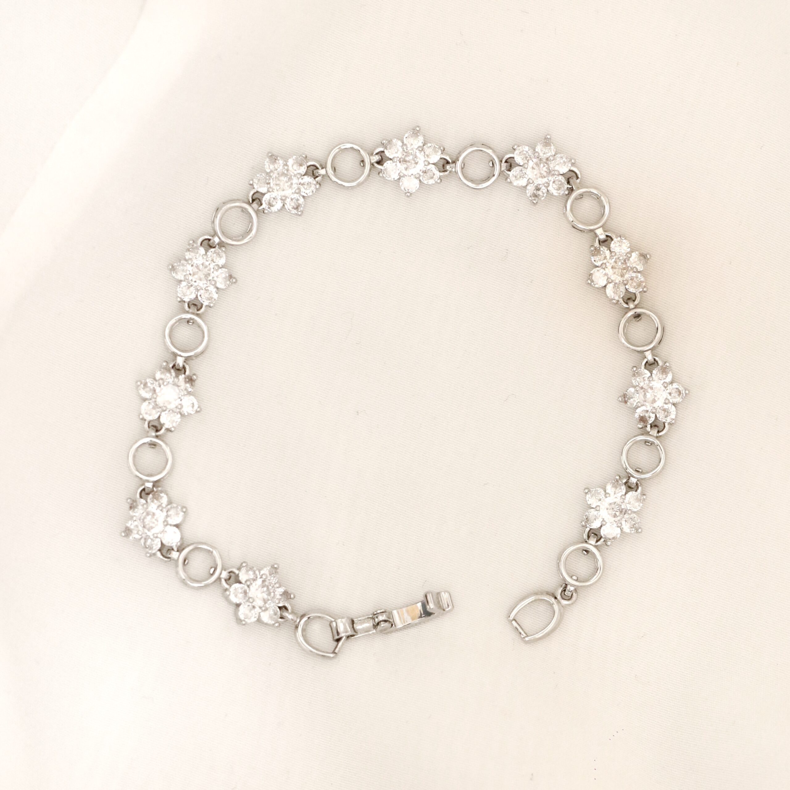 IMG_0857 دستبند لخت تخفیفی 10 - Image 1