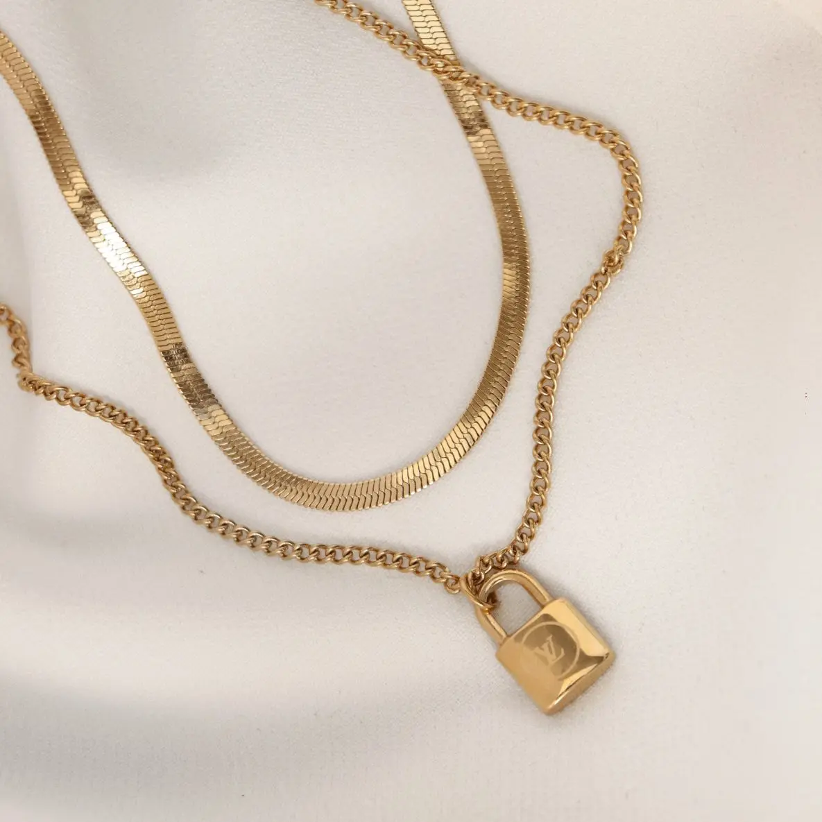 ۲۰۲۵۰۱۲۸۱۵۱۹۴۲_IMG_7317 گردنبند تخفیفی 5 - Image 1