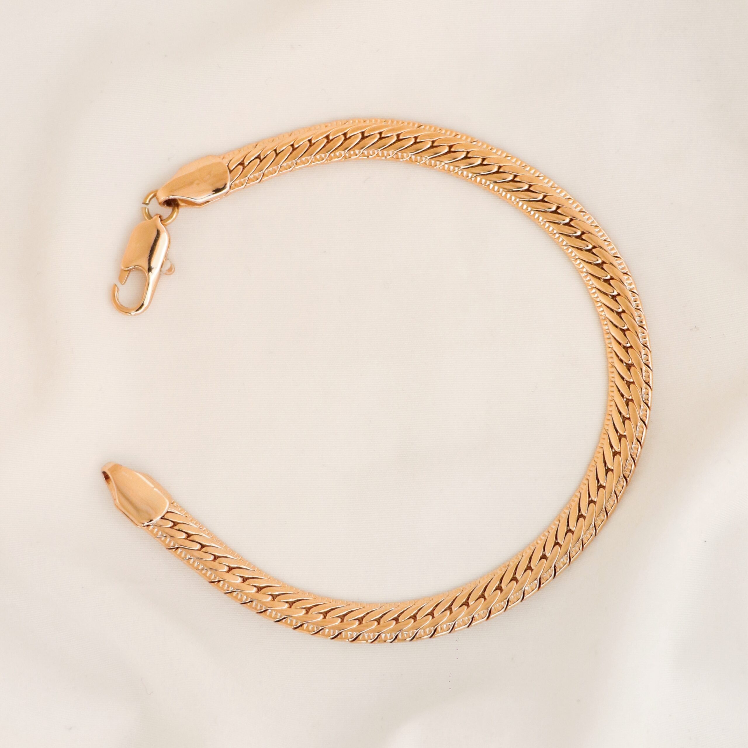 ۲۰۲۵۱۱۰۷۱۴۰۱۰۸_IMG_1260 دستبند لخت ژوپینگ 94 - Image 1