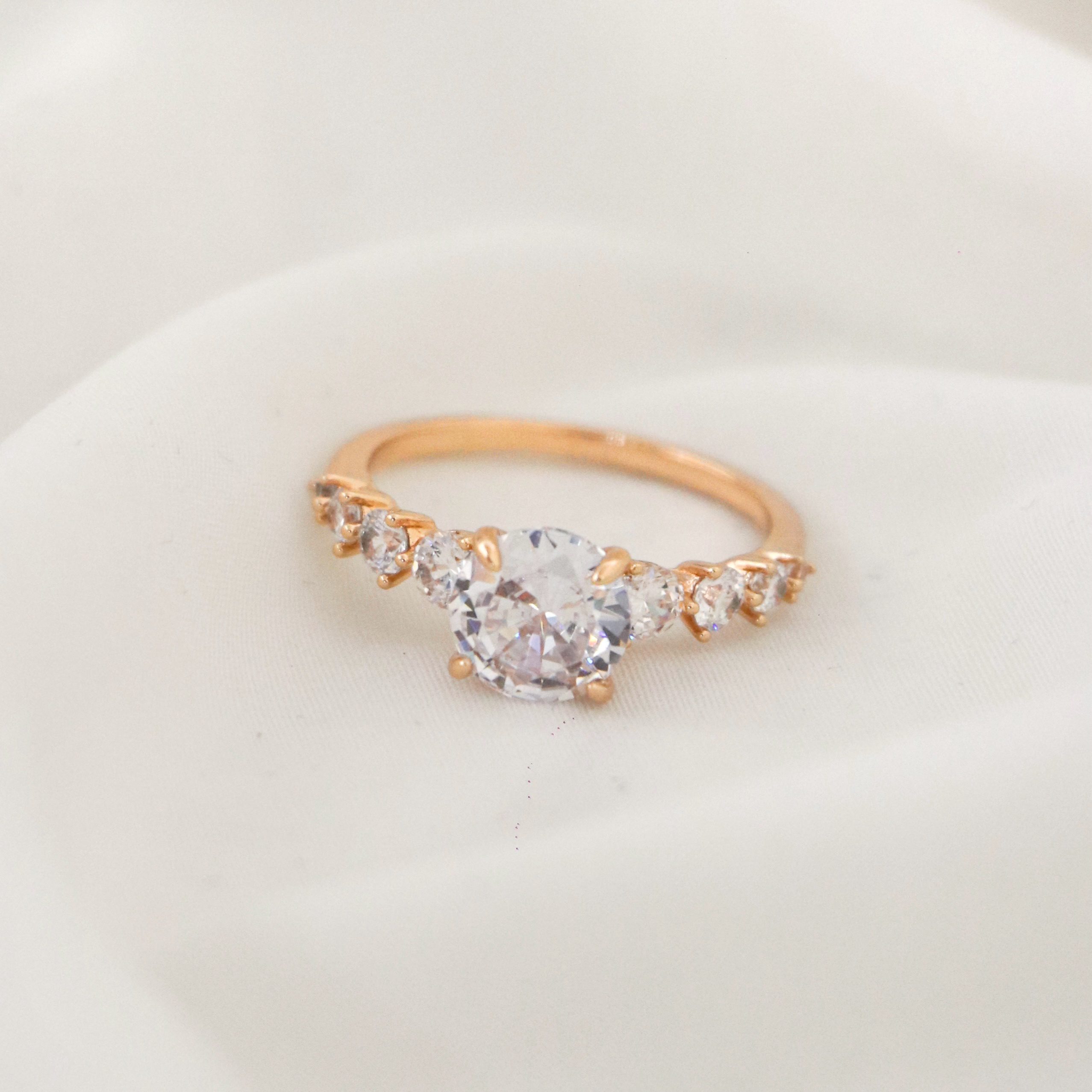 ۲۰۲۵۱۲۰۸۱۵۱۹۲۴_IMG_1609 حلقه مون ژوپینگ - Image 1