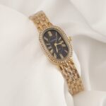 ساعت کارتیه صفحه بیضی