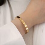 دستبند کارتیه لاو طلایی - Image 2
