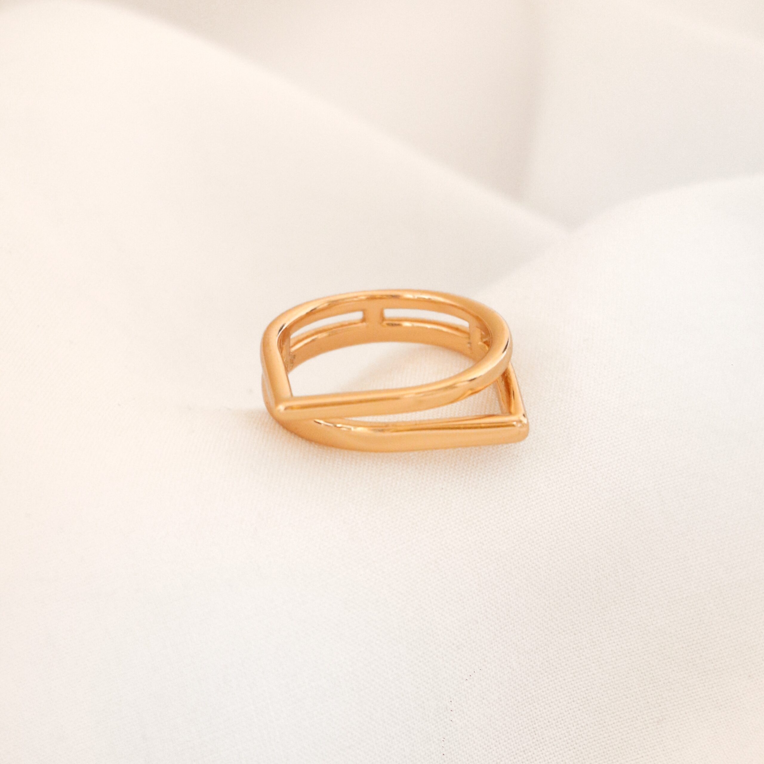 IMG_2310 انگشتر ایینه ای ظریف - Image 1