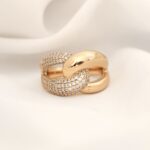 انگشتر آیینه و نگینی