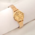 ساعت صفحه گرد royal طلایی