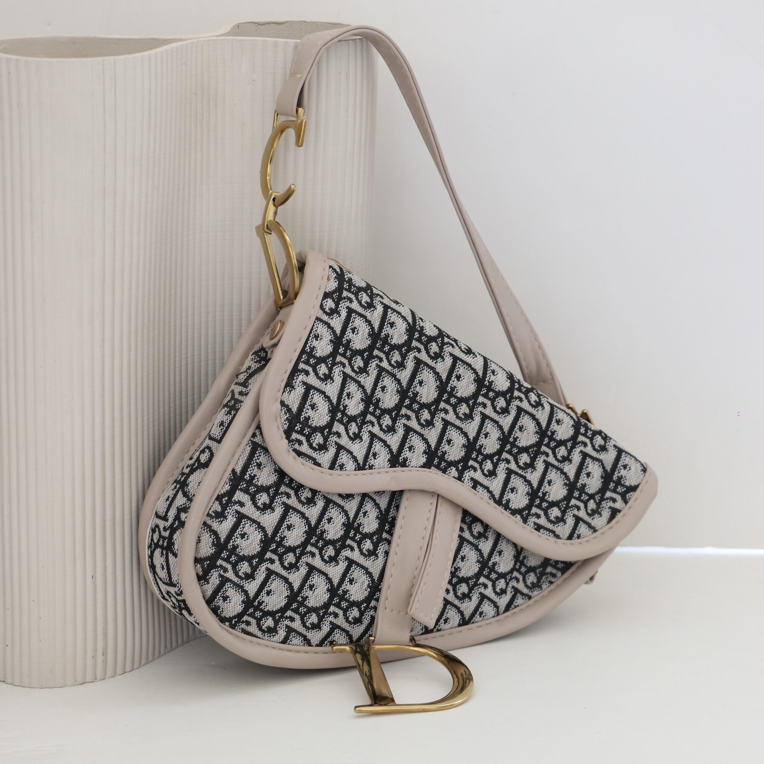 IMG_5983 کیف 24 - Image 1