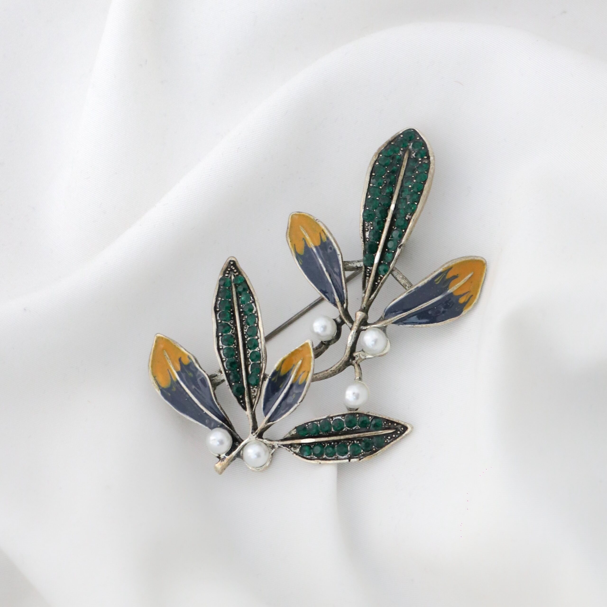 IMG_5565 سنجاق سینه 05 - Image 1