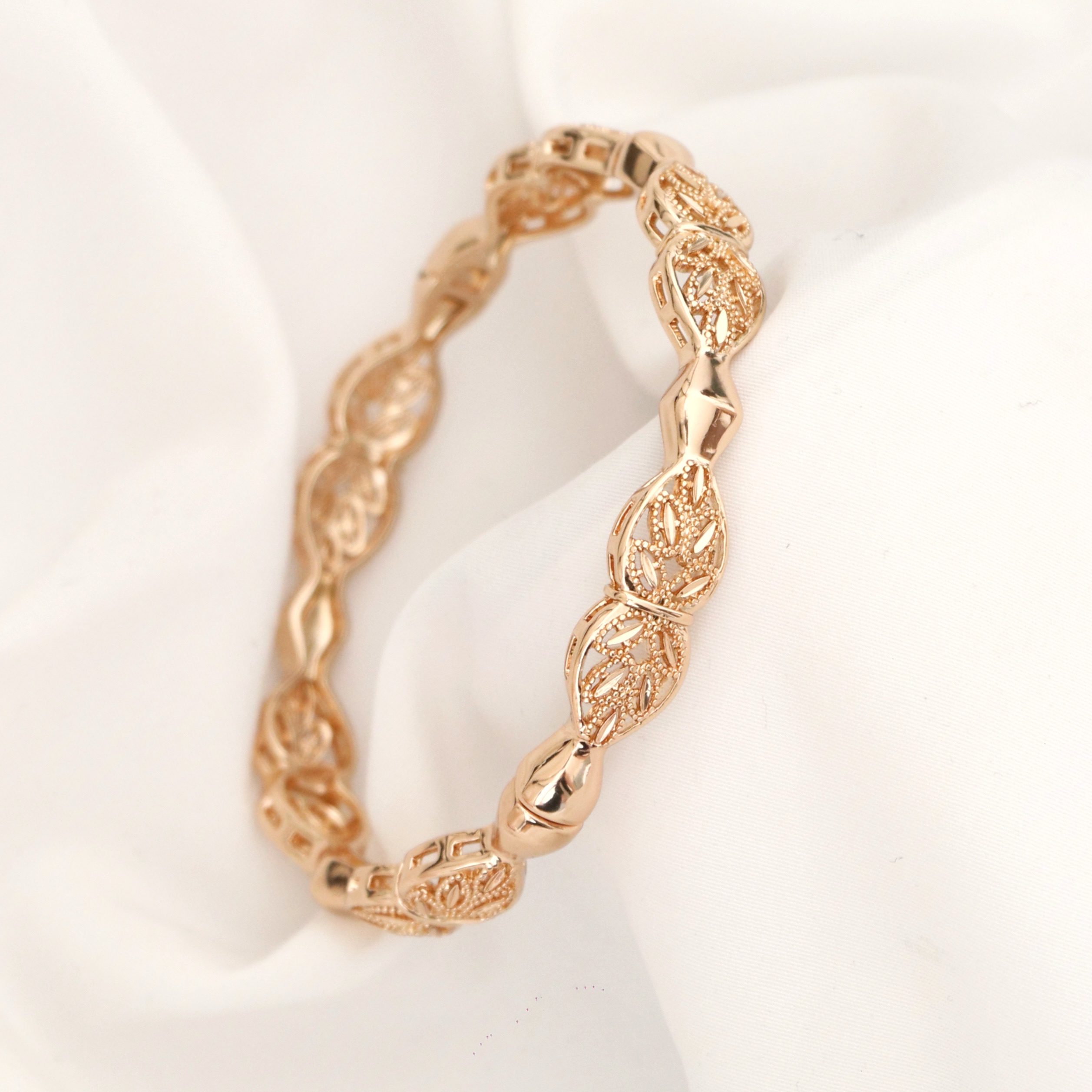 IMG_7678 بنگل ژوپینگ 45 - Image 1