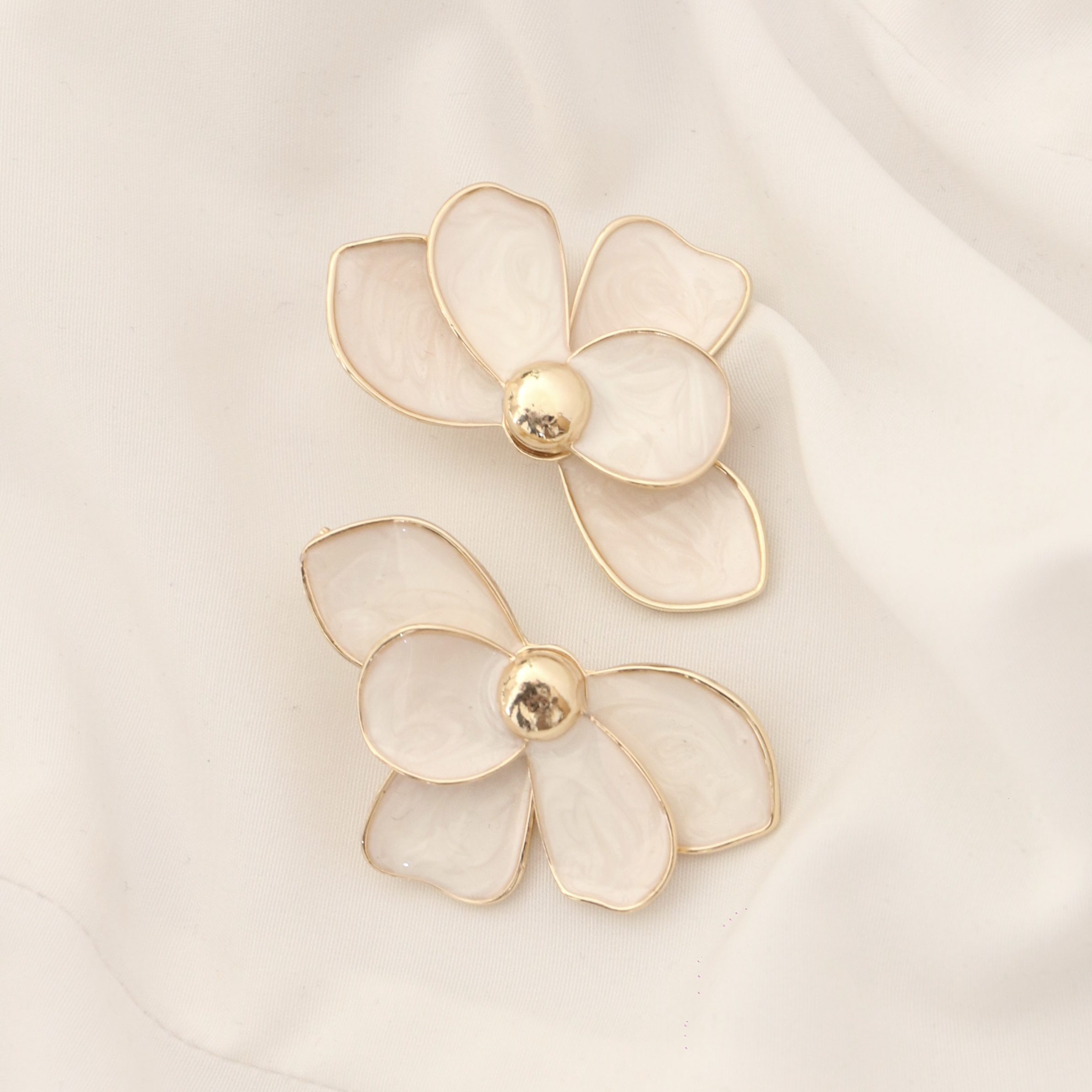 IMG_7872 گوشواره بهار 1 - Image 1