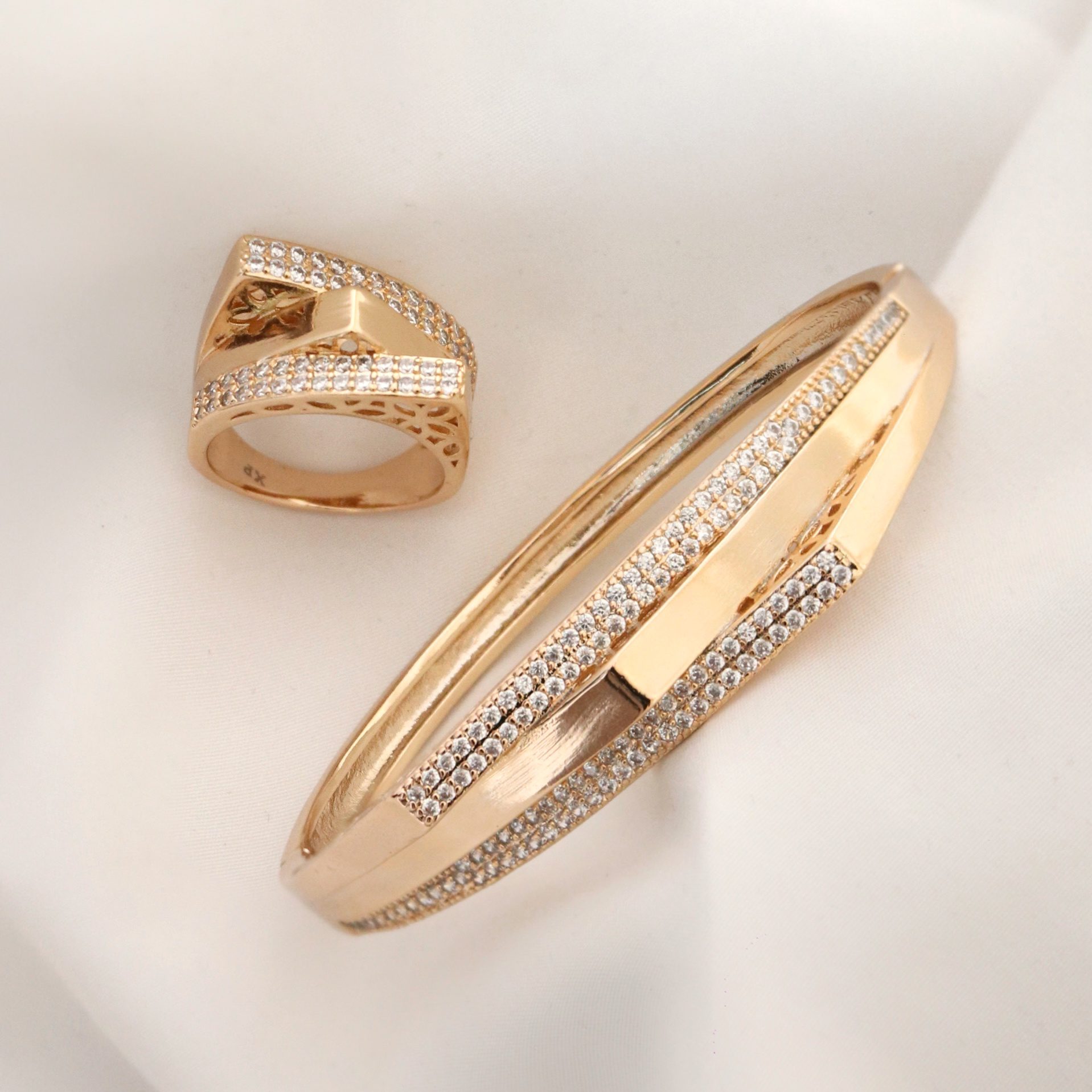 23EC6F29-ECA1-4DFB-AD33-8E2F19EBD76D بنگل ژوپینگ 53 - Image 1