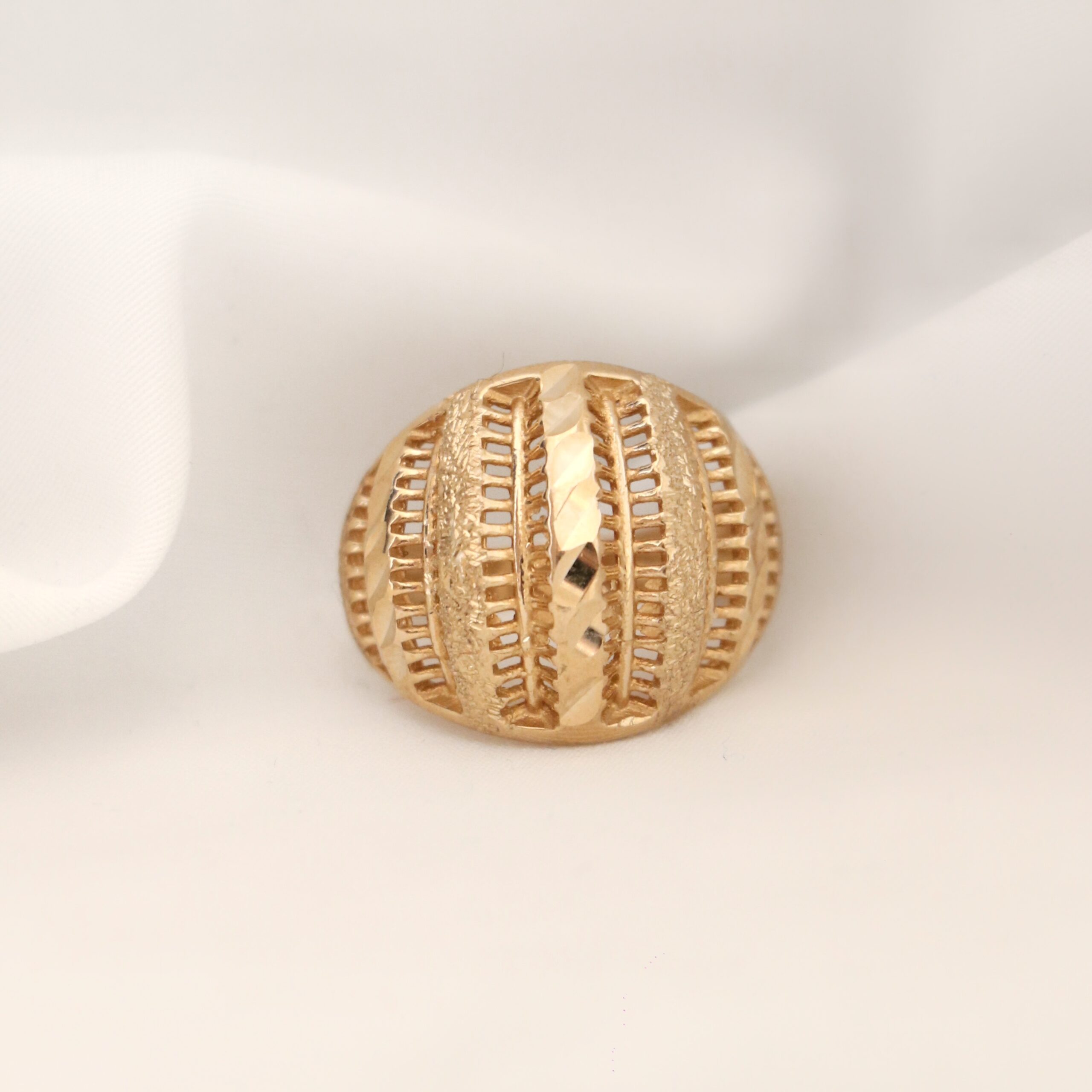 IMG_8446 انگشتر طلاروس 35 - Image 1